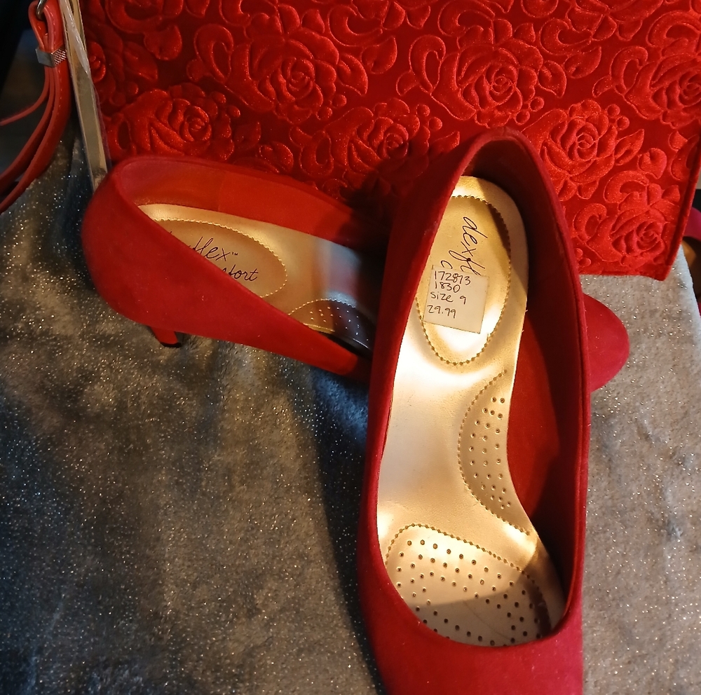 Fabulous Red Heels With Clutch